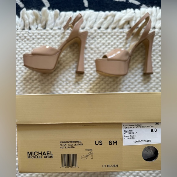 NEW in Box Michael Kors Jenson Platform Sandal Heels Open Toe Nude 6M Price FiRM - Picture 8 of 16